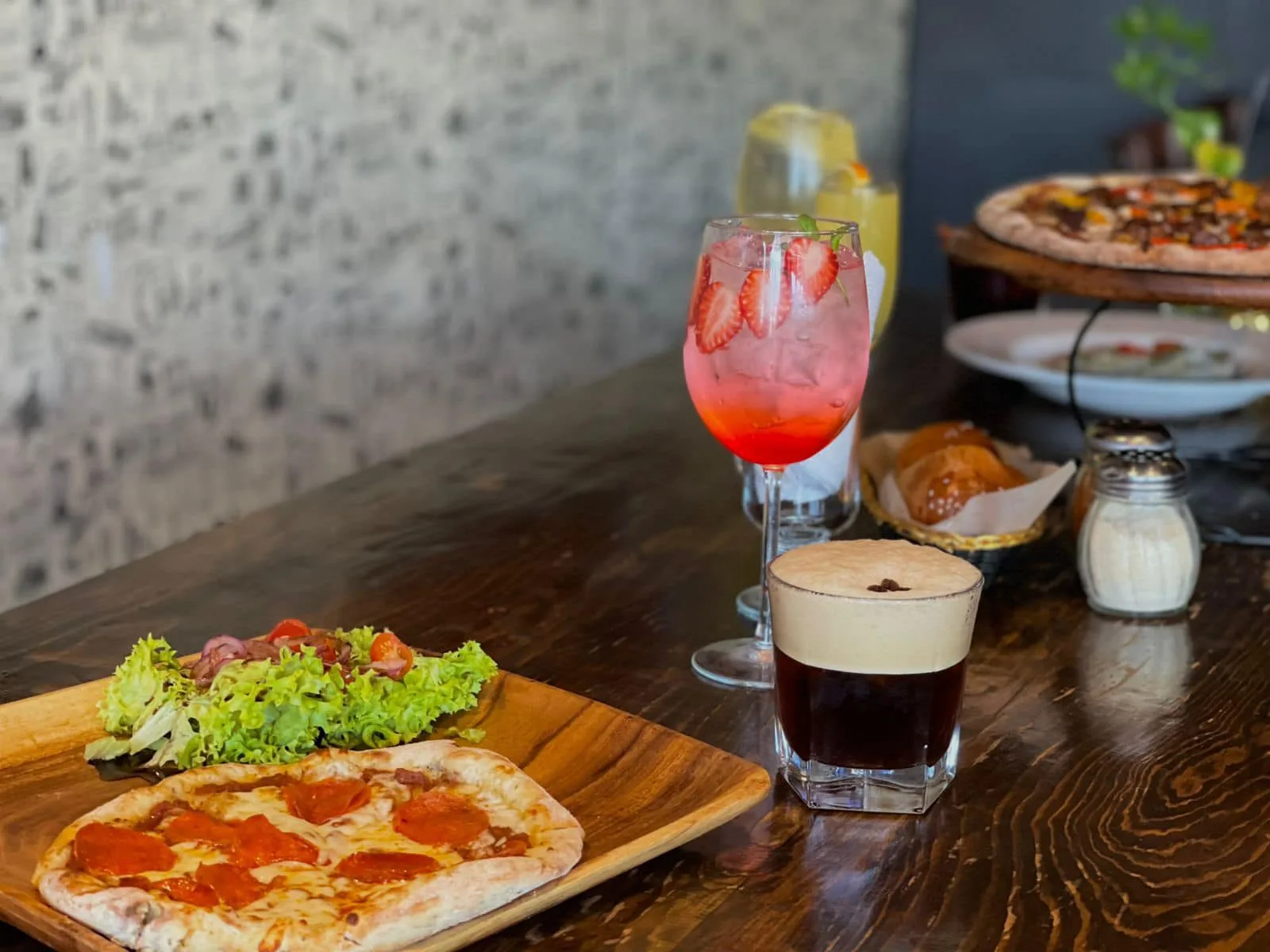 Pastas Premium por $99 — Jueves
